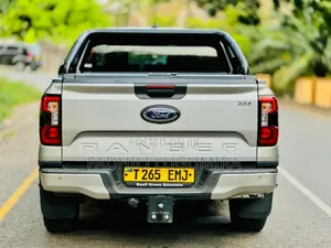 Ford Ranger Wildtrak 2024 Nyeupe