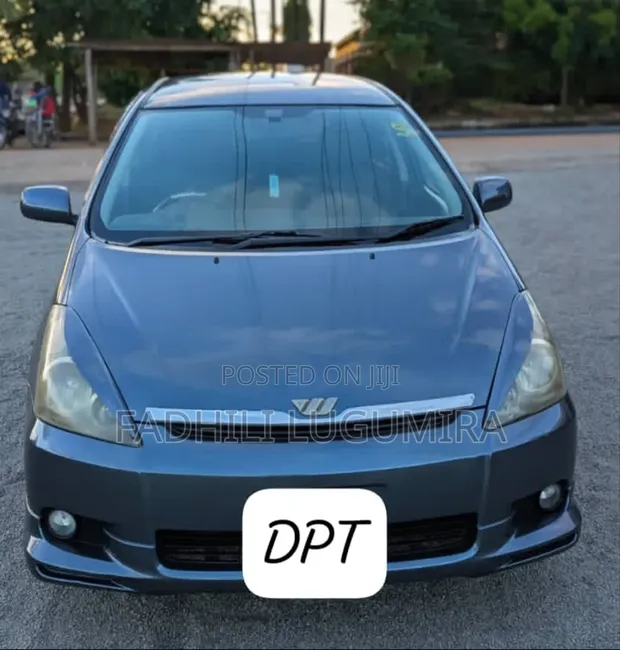 Toyota Wish 2004 Gray - 1