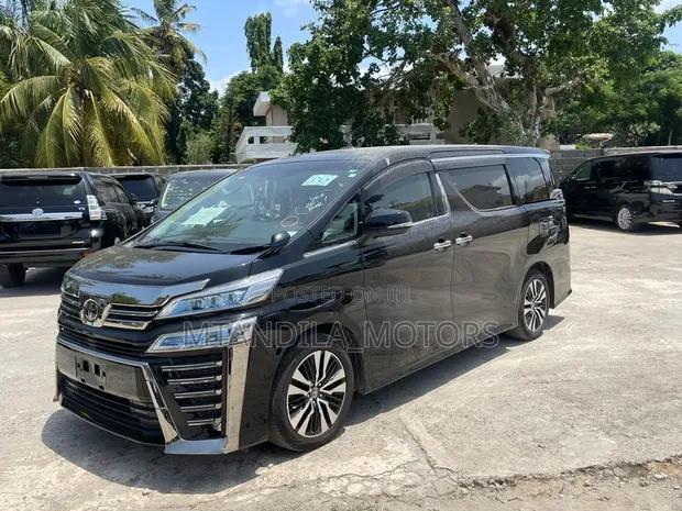 Toyota Alphard 2.5 Petrol AWD 2020 Black - 1