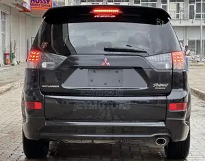 Mitsubishi Outlander PHEV 2014 Hybrid
