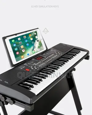 Yamaha PSR-E473 61-Key Electronic Keyboard