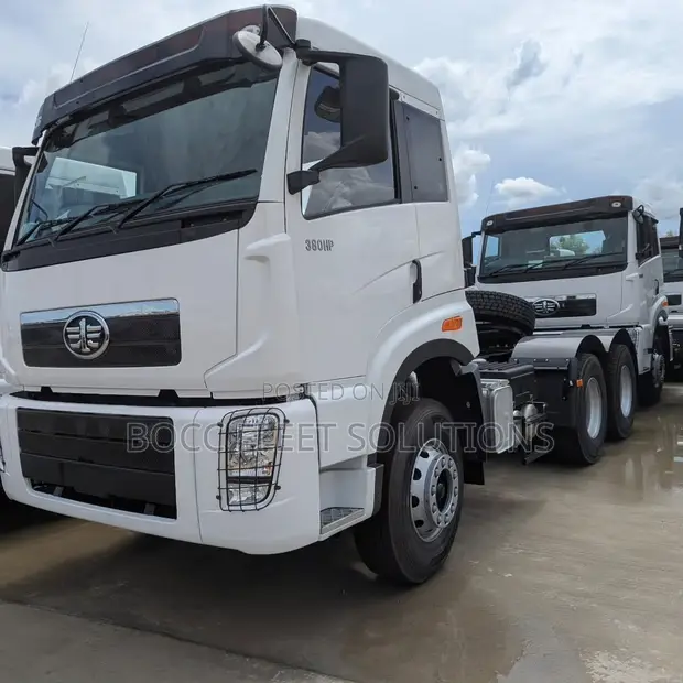 Brand New FAW J5P 380hp 6x4 Tractor Head - 1