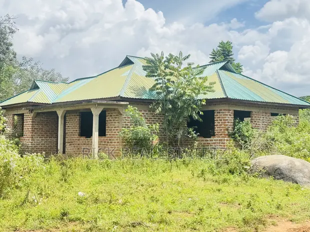 3 Bedroom House for Sale in Mecco - 1