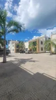 Furnished 5-Bedroom Villa for Rent in Oyster Bay - 3