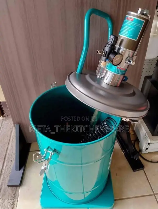 Total Professional Air Grease Lubricator 30L (THT118302) - 1