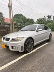 BMW 3 Series 2007 Silver - 2