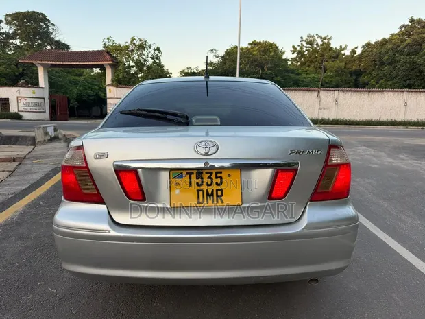 Toyota Premio 2006 Silver - 1