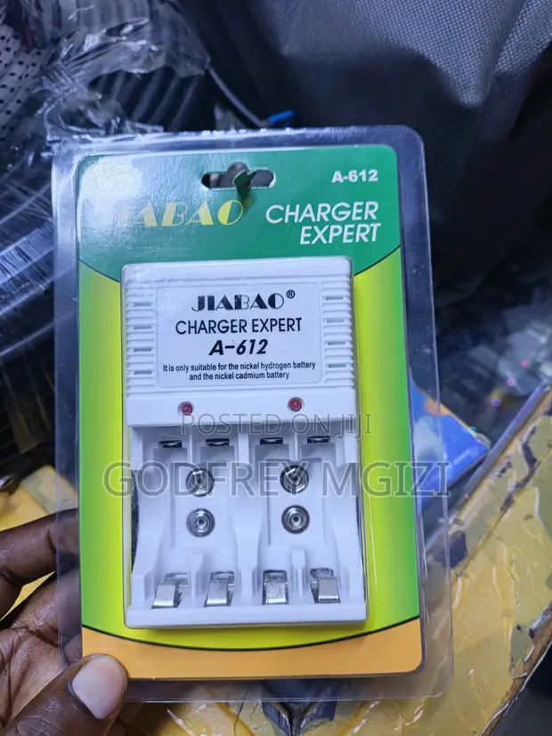 Rechargeable Battery Charger Machine - 1