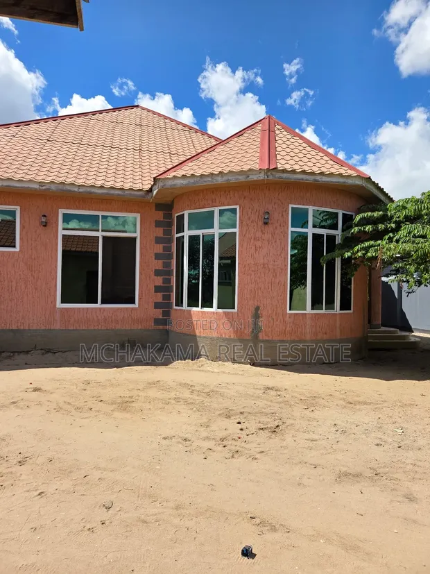 3-Bedroom House for Sale in Kigamboni, Mchakama Real Estate - 1