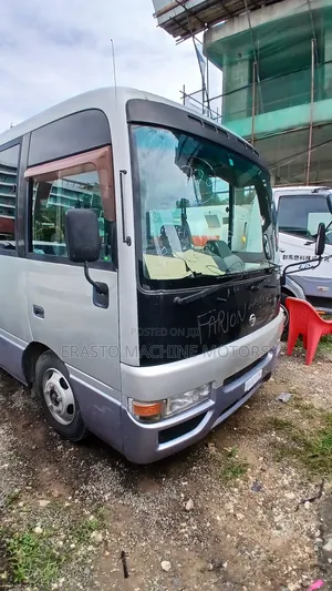 Nissan Civilian Bus 2003