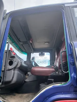 Scania 114 C Box Body Truck