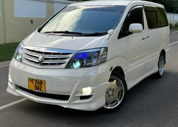 Toyota Alphard 2006 White - 1