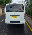 Toyota Hiace Quantum 2011 White - 5