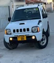 Suzuki Jimny 2000 White - 4