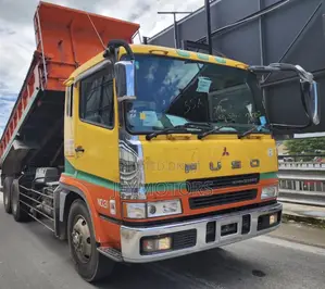 Mitsubishi Fuso Dump Truck 2000