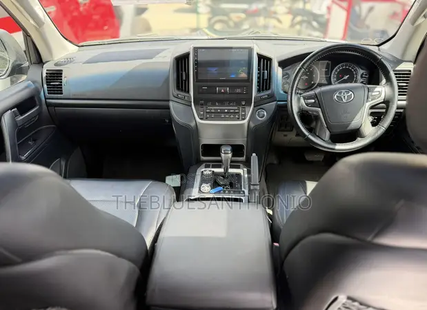 Toyota Land Cruiser VX.R 2022 - 1
