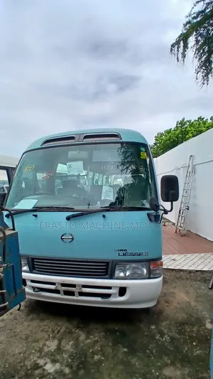 Toyota Coaster Bus 2003 Green