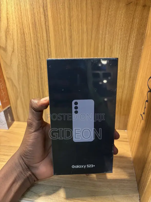 New Samsung Galaxy S23+ 512GB Gray - 1