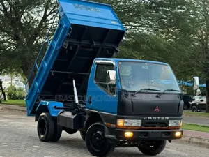 Mitsubishi Canter Tipper 4D33 1999 Blue