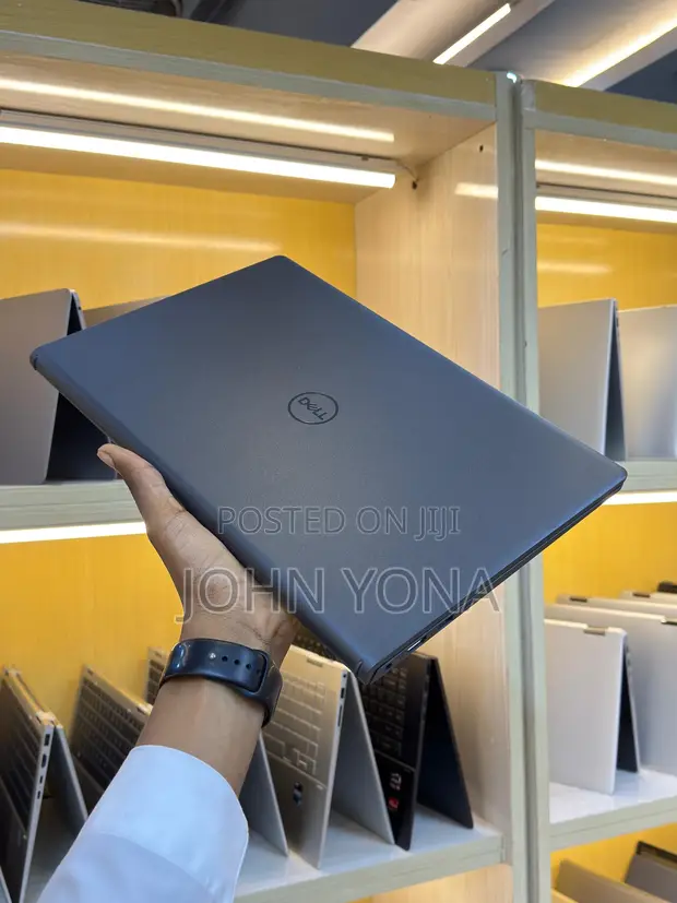 New Dell Inspiron 15 Laptop - 8GB RAM, 512GB SSD - 1