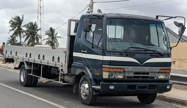 Mitsubishi Fuso Low-Bed Truck - Imported from Japan - 1