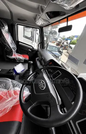Brand New FAW JH5 380hp 6x4 Tractor Unit