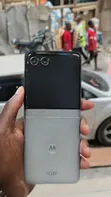 Motorola Razr (2023) 256GB - 1