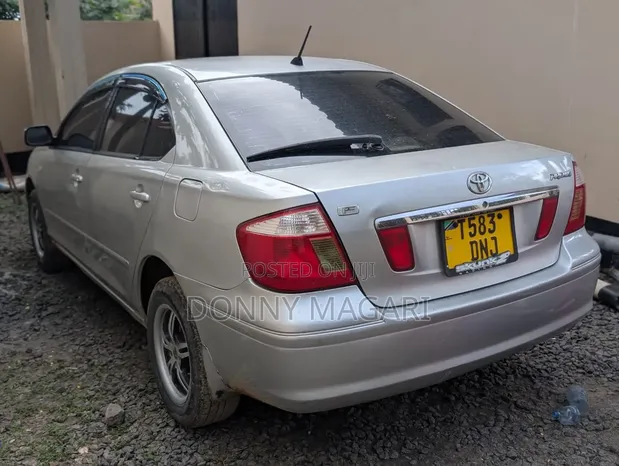 Toyota Premio 2006 Silver - 1