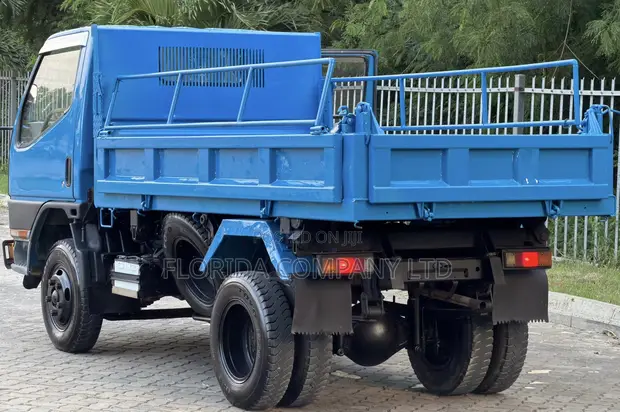 Mitsubishi Canter Tipper 1999 - 1