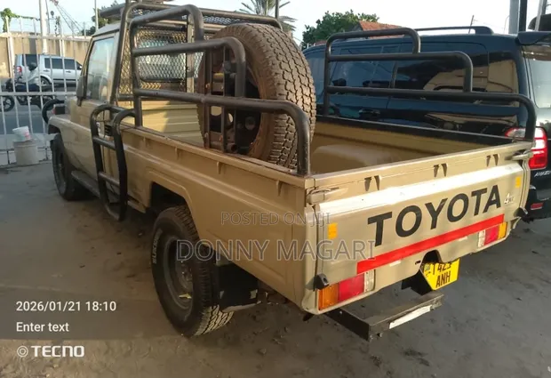 Toyota Land Cruiser 2015 Single Cabin Pickup - 1