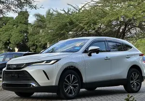 Toyota Harrier 2021 Nyeupe