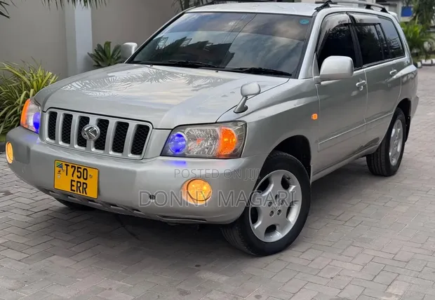 Toyota Kluger 2006 Silver - 1