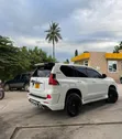 Toyota Land Cruiser Prado 2010 White - 4