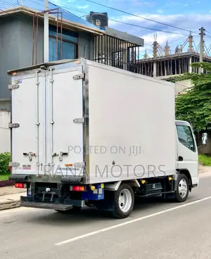 Mitsubishi Canter Refrigerator Truck