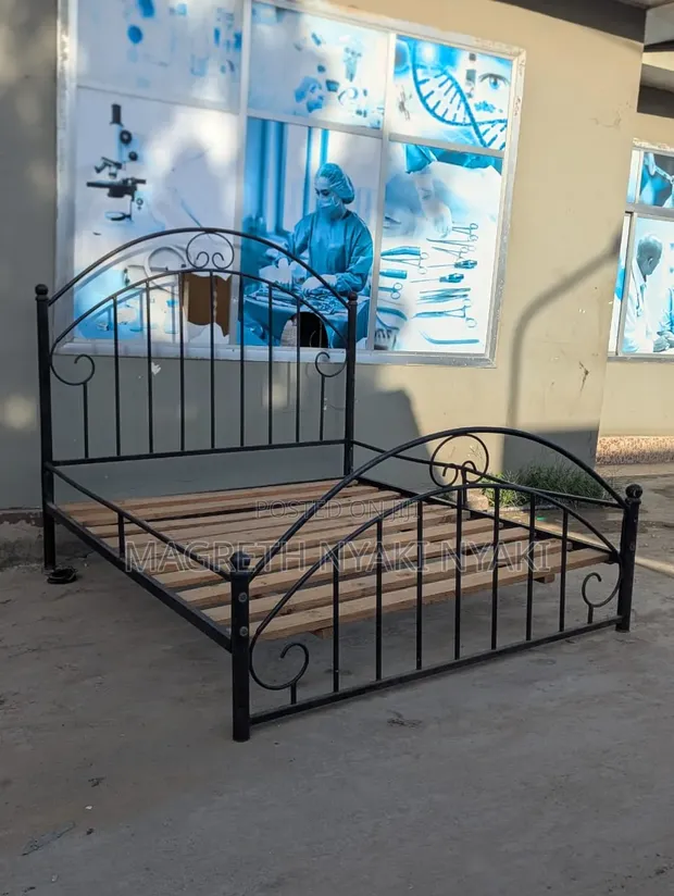 Used Metal Bed Frame 5x6 - 1