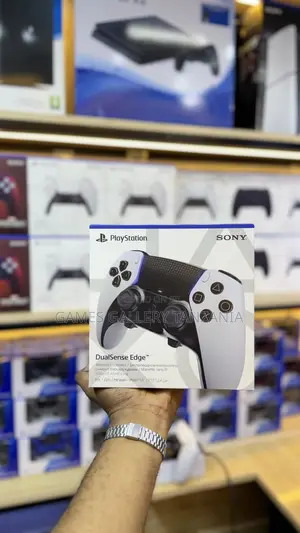 PS5 DualSense Edge Controller