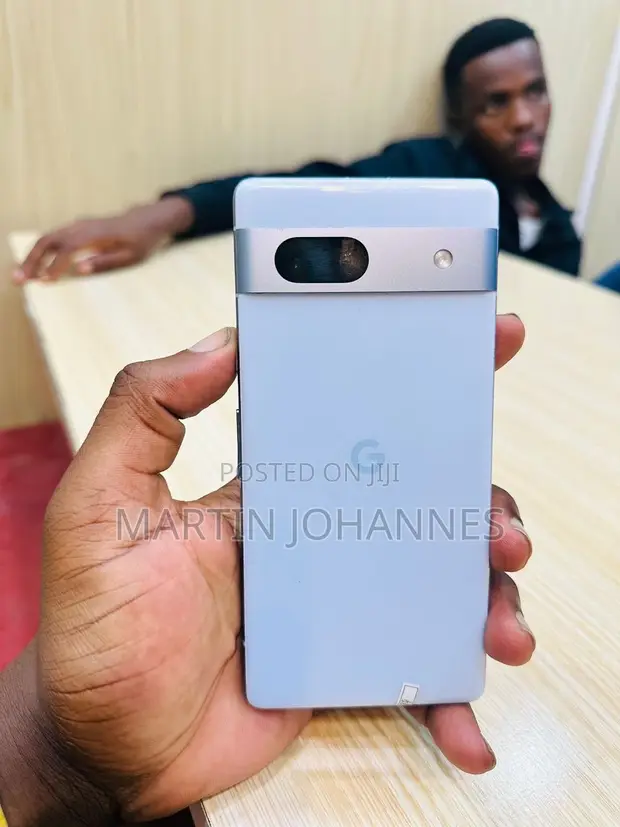 New Google Pixel 7 128GB White - 1