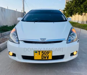 Toyota Wish 2006 Nyeupe