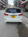 Toyota Wish 2010 - 4