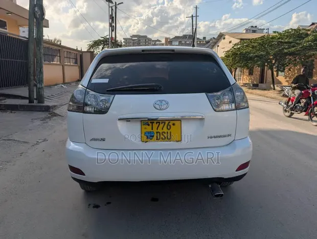 Toyota Harrier 2005 Nyeupe - 1