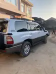 Toyota Land Cruiser 1999 White - 4