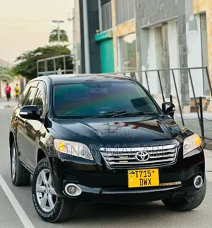 Toyota Vanguard 2010 Nyeusi