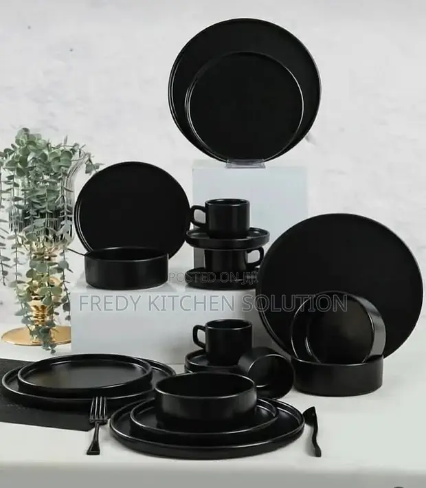 Black 16-Piece Diner Set - 1