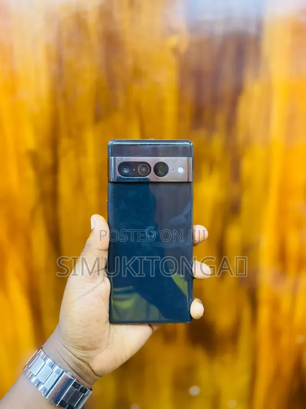 Google Pixel 7 Pro 128GB Black - 1
