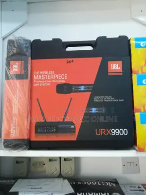 Masterpiece URX-9900 Wireless Microphones
