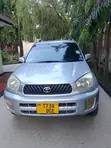 Toyota RAV4 2004 Silver - 2