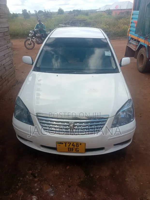Toyota Premio 2003 White - 1