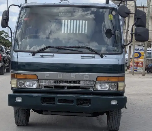 Mitsubishi Fuso Dump Truck (Tipper) - 1