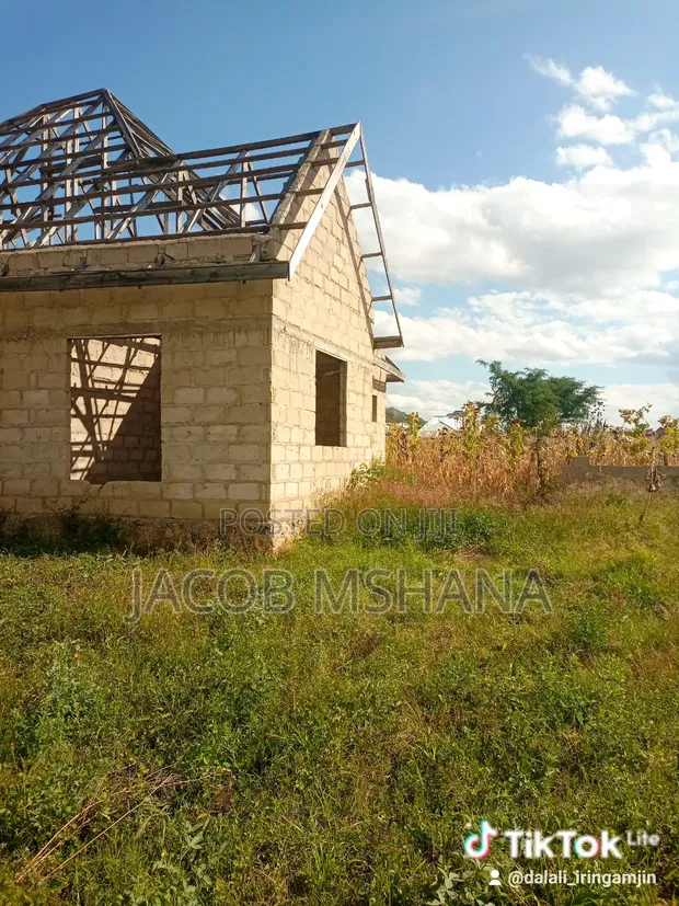 3 Bedroom House for Sale in Jacob Estate, Iringa Municipal - 1