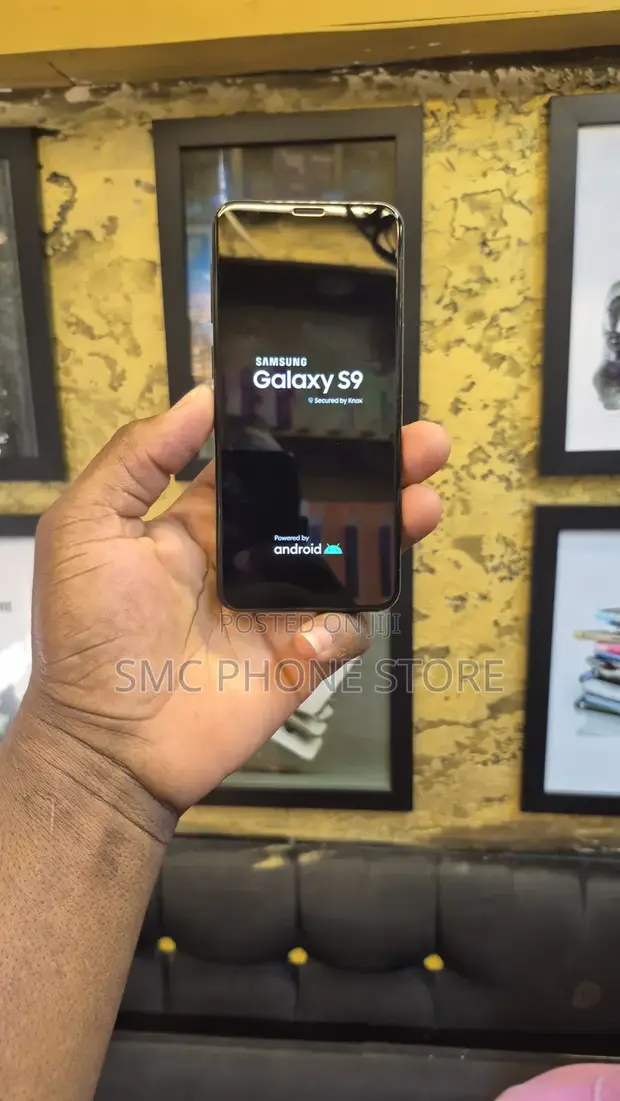 New Samsung Galaxy S9 64GB Black - 1